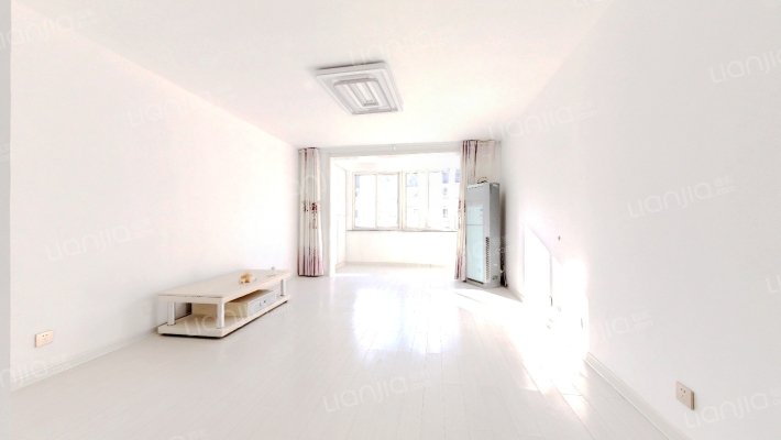 香港花园B区二手房实景图