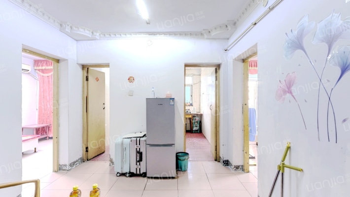 南阳路202号院二手房实景图