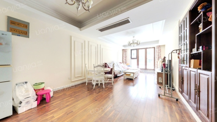 安纳溪ViLLa二手房实景图