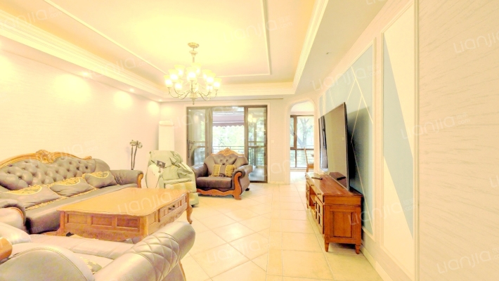 同天依云郡二手房实景图