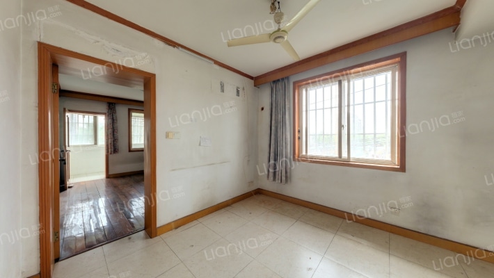 江宁路28号二手房实景图