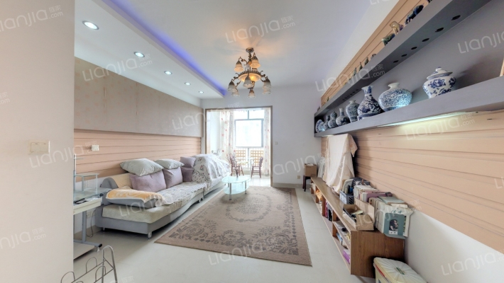 荣盛阿尔卡迪亚二手房实景图