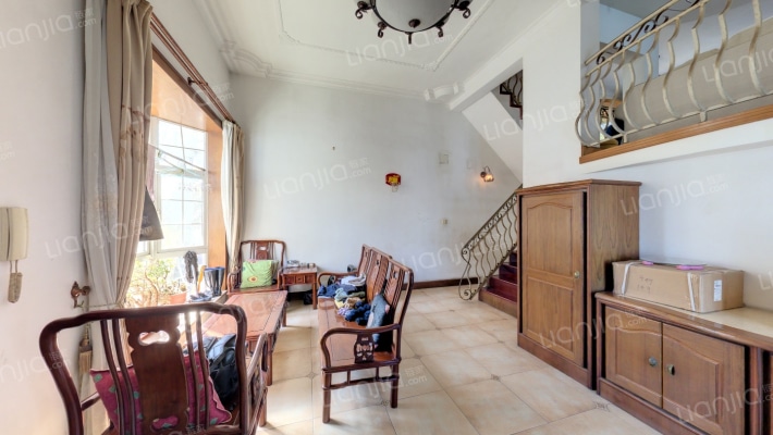 经典花园(别墅)二手房实景图