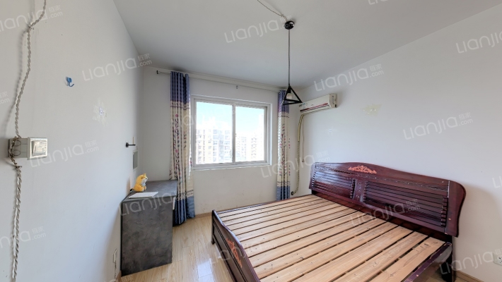 金都华庭五期二手房实景图