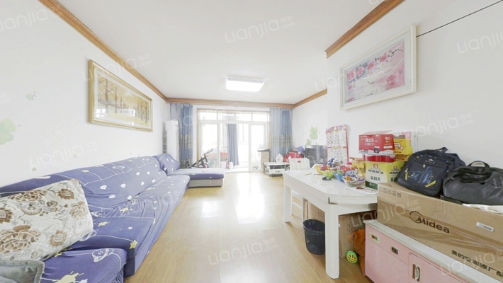 世纪之星小区二手房实景图