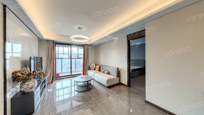 月印万川二手房实景图