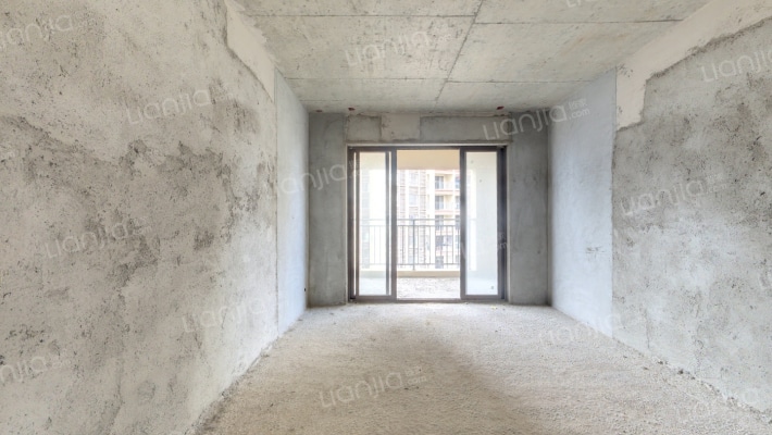 世茂福晟钱隆华府二手房实景图