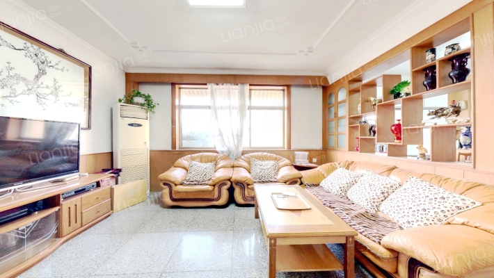 郎茂山6-3号二手房实景图