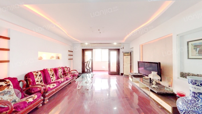 彩虹家园二手房实景图