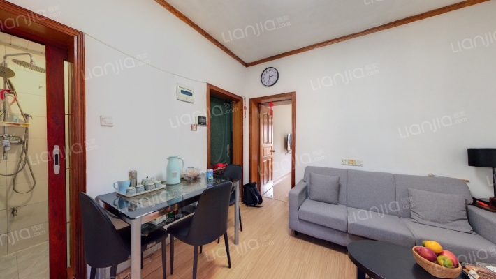 里洲路二手房实景图