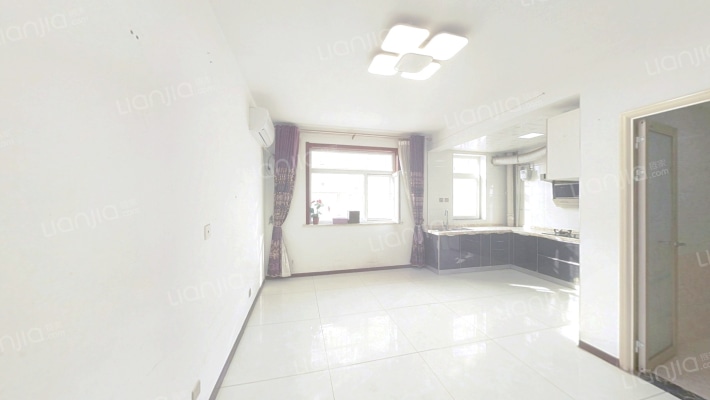 水岸蓝庭二手房实景图