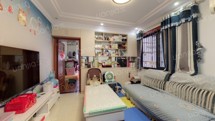 铂蓝江岸公馆二手房实景图