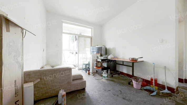 鹤林小区二手房实景图