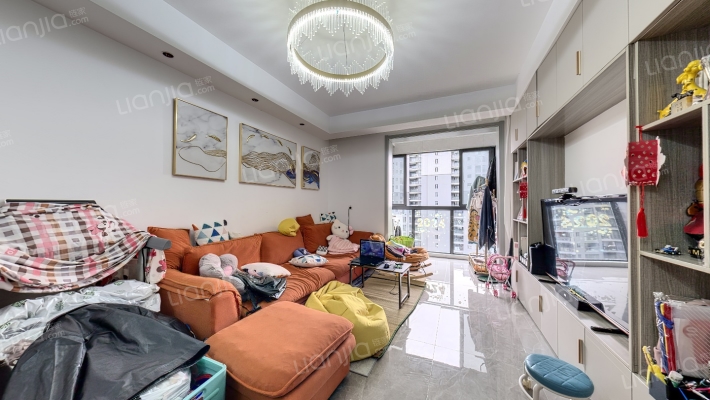 华丽家族太湖汇景花园4期二手房实景图