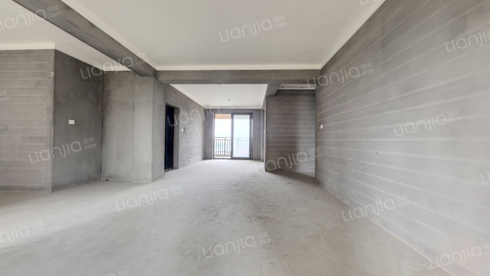 临雅苑二手房实景图