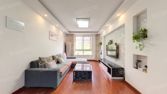 玉靖花园二手房实景图