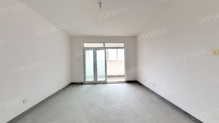 红梅雅苑二手房实景图