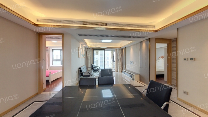 绿地天空树南区二手房实景图