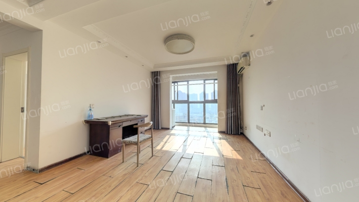 泰来怡居二手房实景图