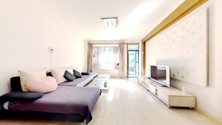 蓝色天际二手房实景图