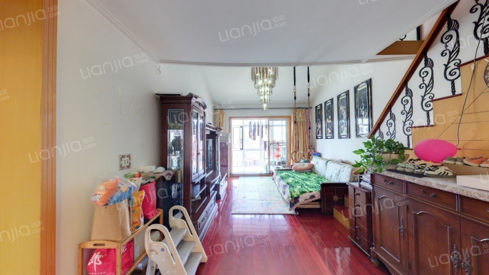 名贵山庄华丽园二手房实景图