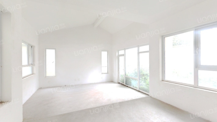 青城山房二手房实景图