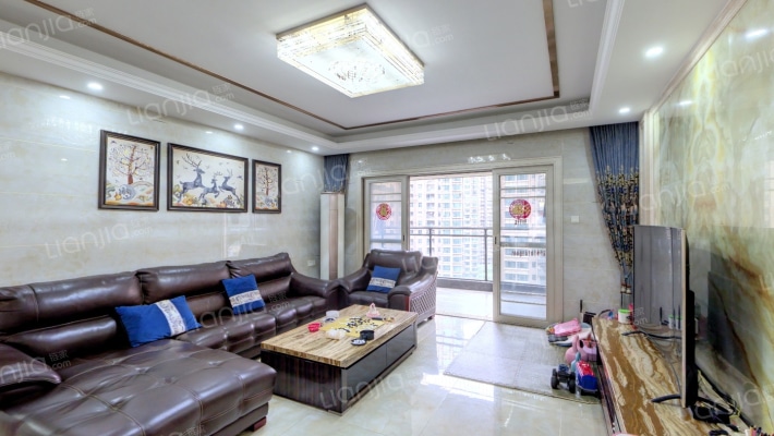 鼎峰国汇山二手房实景图