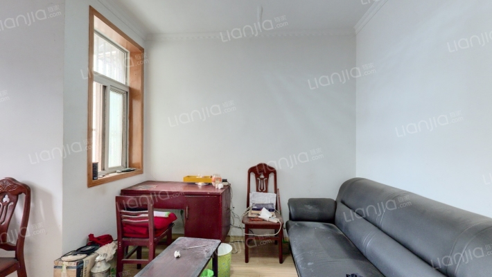 周洼新村二手房实景图