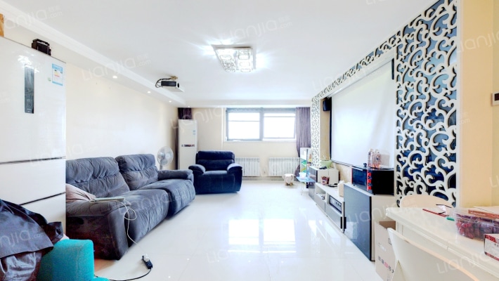 诚基名苑二手房实景图