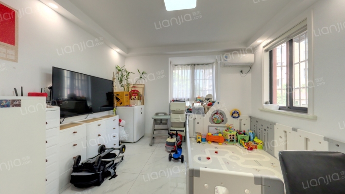 菊泉新城(陆翔路358弄)二手房实景图