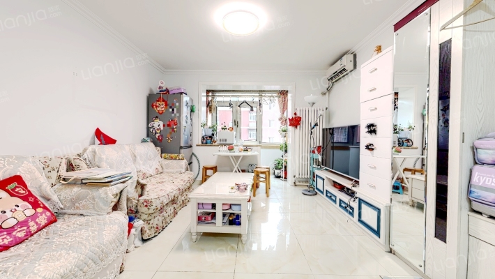 白菜湾四巷17号院二手房实景图