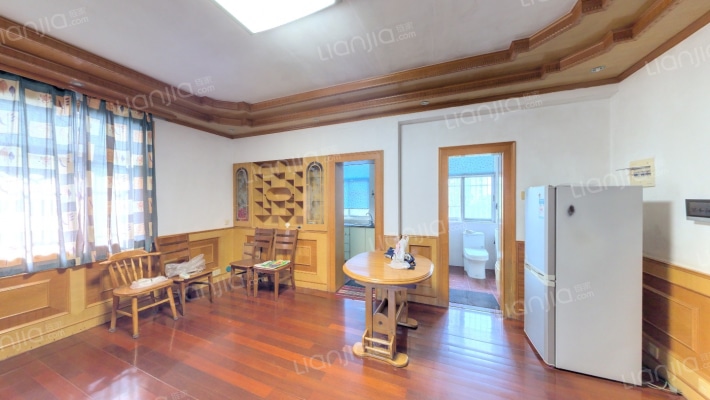 涨鉴碶小区二手房实景图