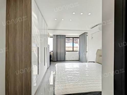 合租·花园浜四村 5居室 南卧