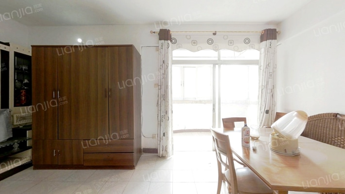 明港城二手房实景图