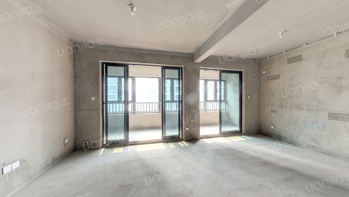 尚泽樾园东区二手房实景图