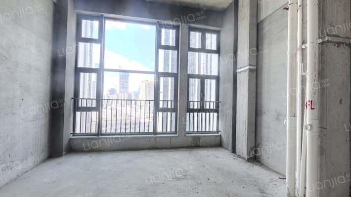 西平新地中心二手房实景图