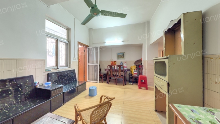 兴华楼二手房实景图