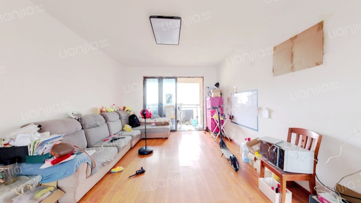 华硕御龙苑二手房实景图