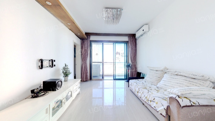 鸿景湾名苑二手房实景图