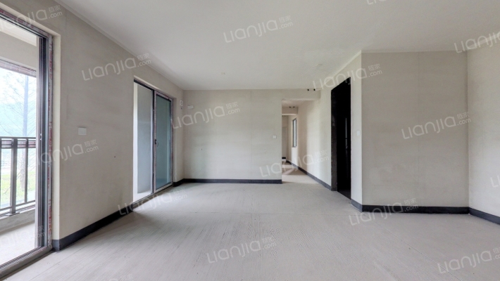 重庆汽车公园二手房实景图