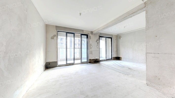 源长花园二手房实景图