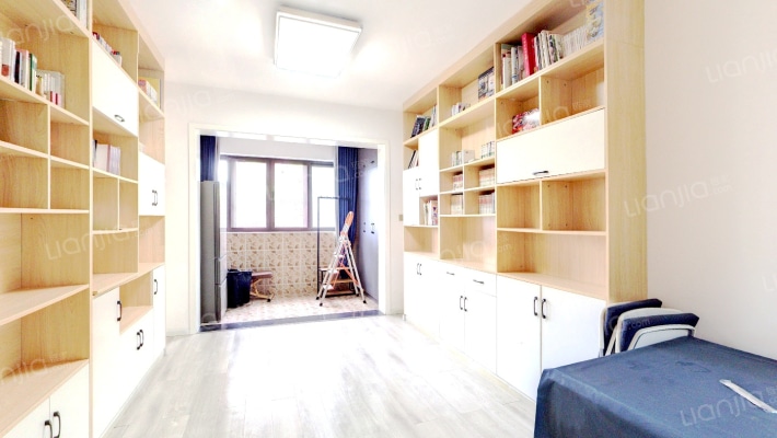 宏达世纪丽景二手房实景图