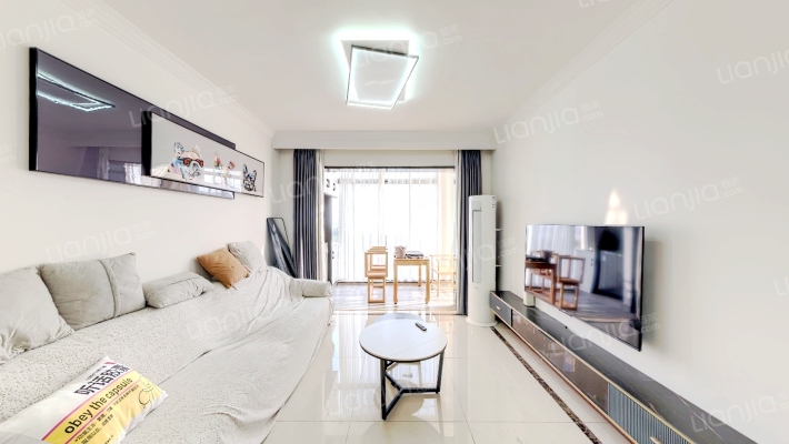 世茂璀璨天宸二手房实景图