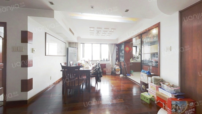 平海公寓二手房实景图