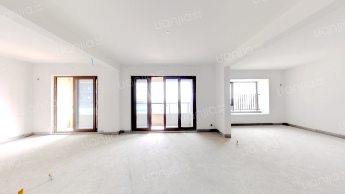 龙湖景瑞·寰海府二手房实景图