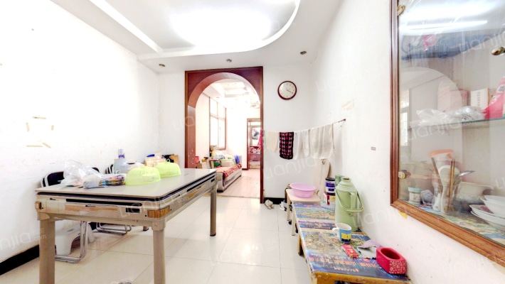 煤气宿舍二手房实景图