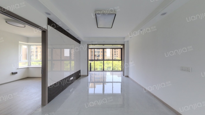 世茂海滨花园A1地块二手房实景图