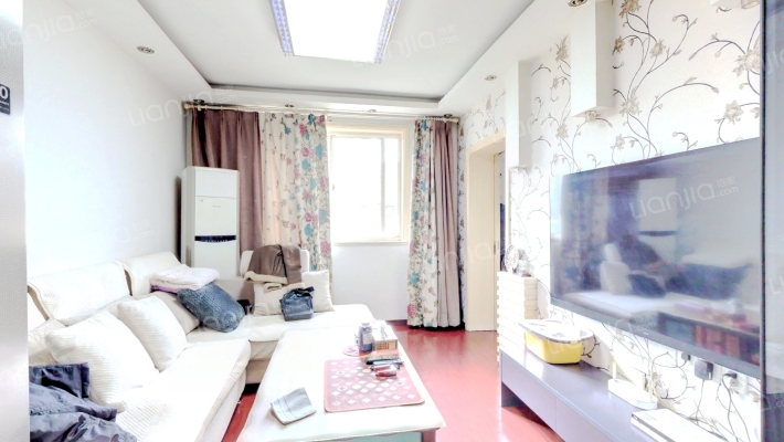 淞滨路860弄二手房实景图