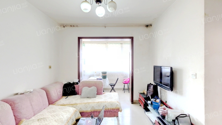 八二一小区二手房实景图