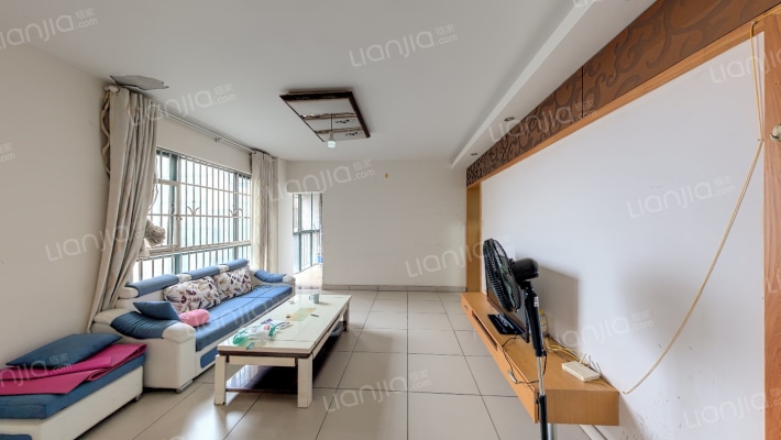 华天LOHO小镇二手房实景图